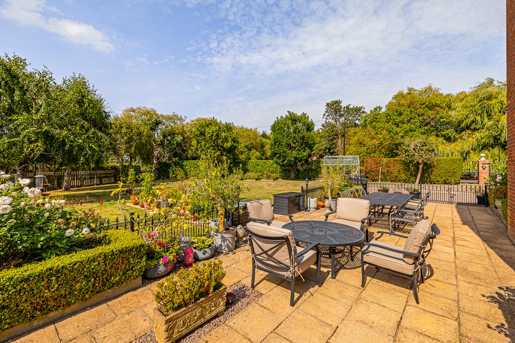 House in Peterborough - View 3