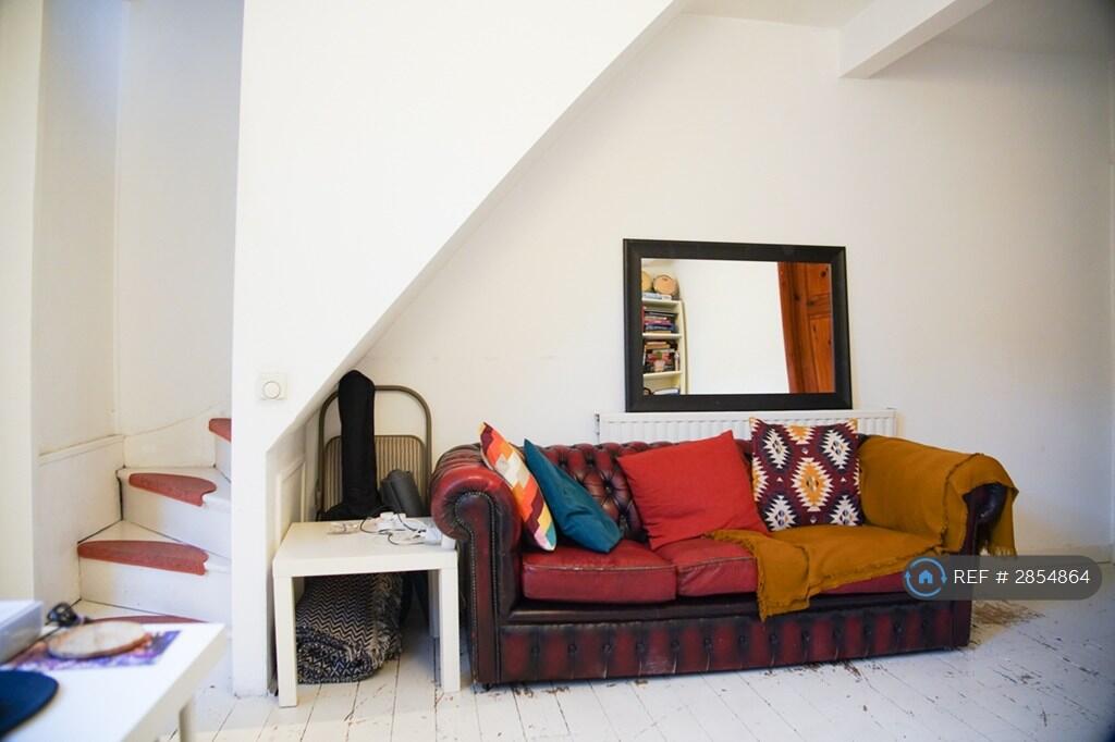 Main image of property: Vernon Road, London, E15