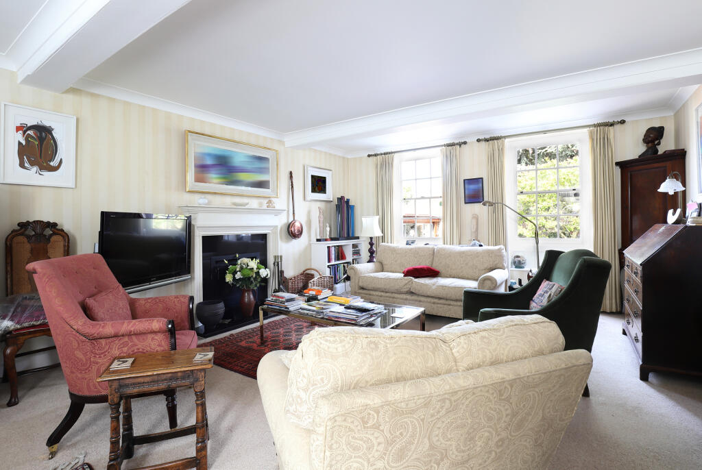 House in Southampton - View 3