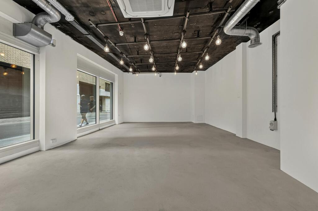 hall 2.jpg
