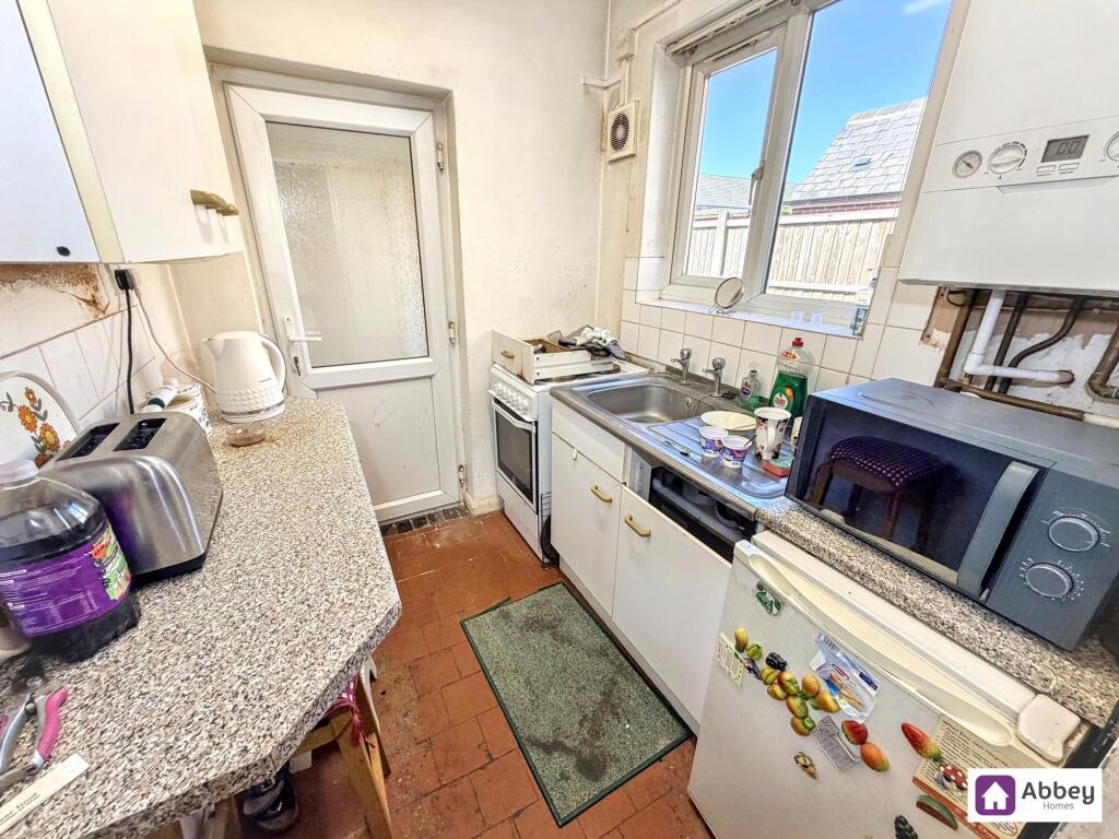 Burnham Drive, Leicester, LE4 - View 5