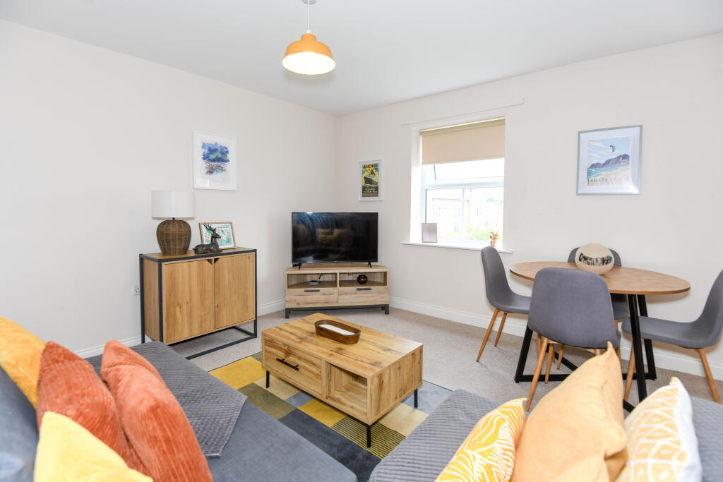 Apartment in Trowbridge - View 5