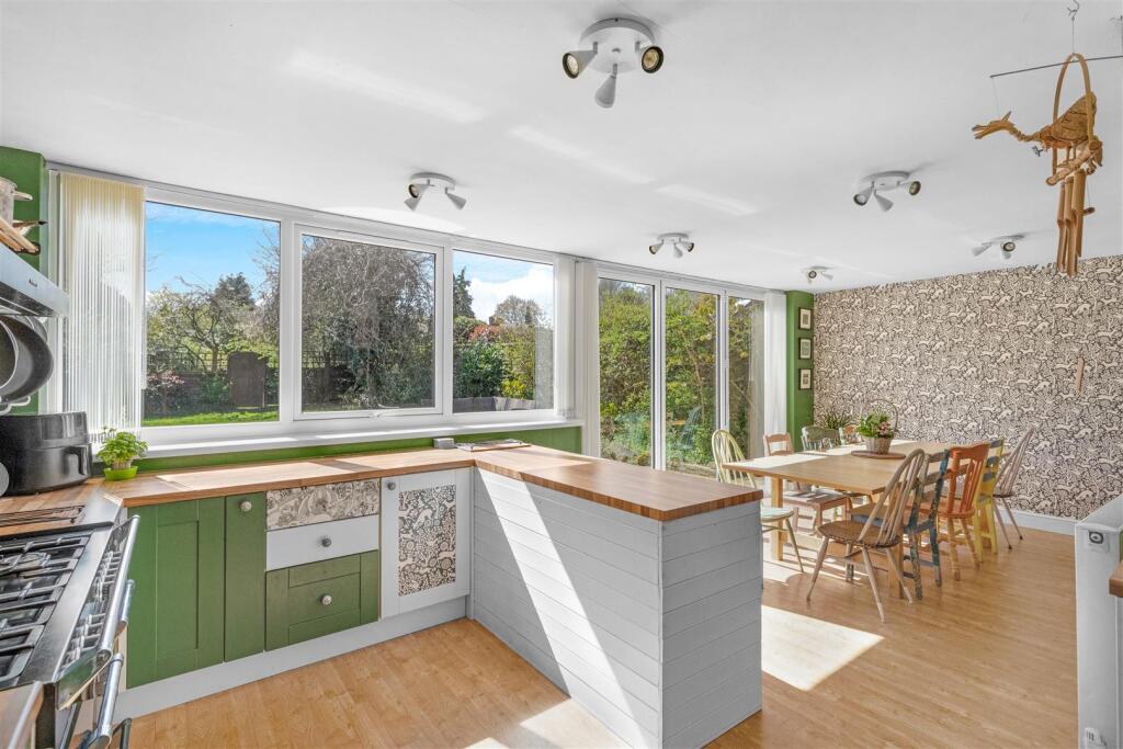 Bowhill, Kettering - View 3