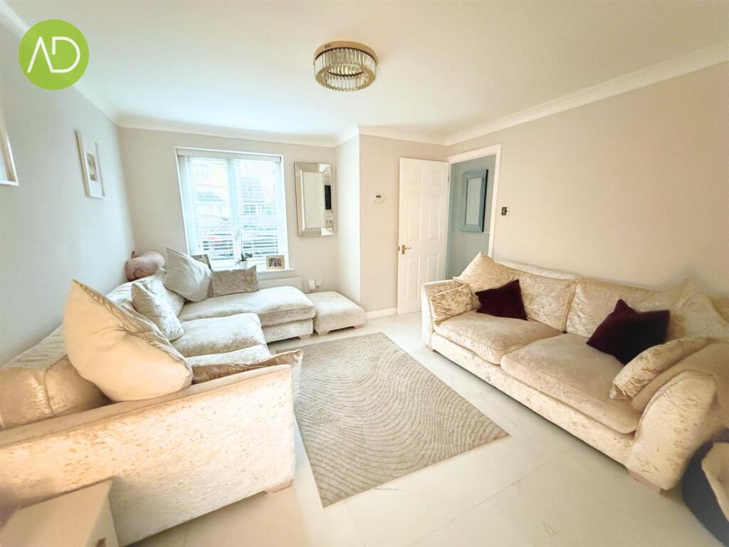 House in Harlow, Essex - View 3