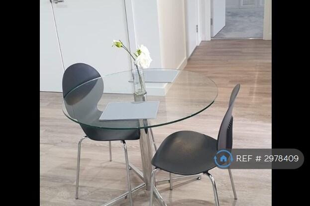 Apartment in Manchester - View 4