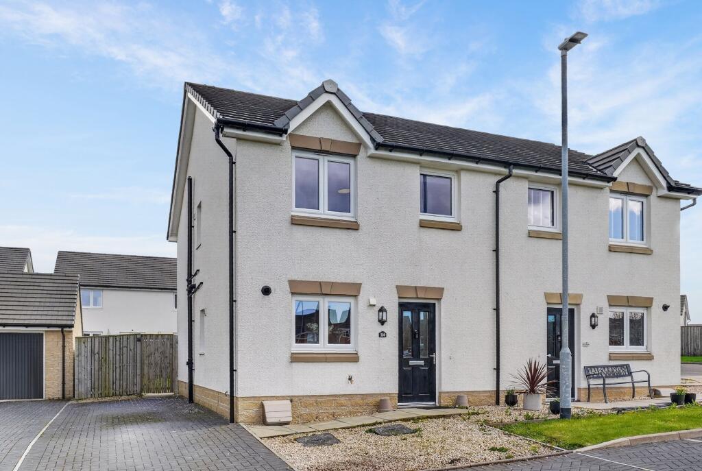 Main image of property: 114 Dalry Road, Kilwinning, KA13 7HL