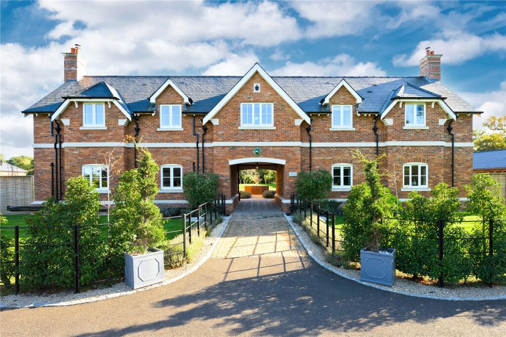 Main image of property: Winkfield Row, Bracknell, Berkshire, RG42