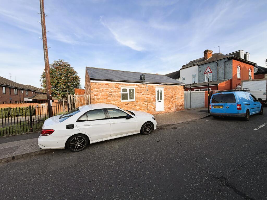 House in Birmingham - View 3