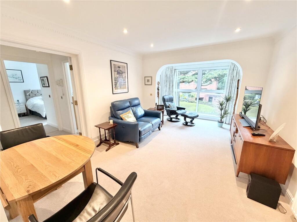 Chartcombe, 162-164 Canford Cliffs Road, Canford Cliffs, Poole, BH13 photo 3