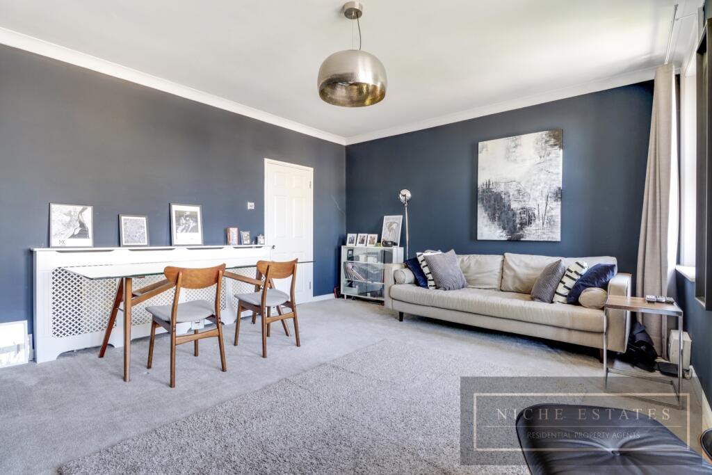 Apartment in London - View 5