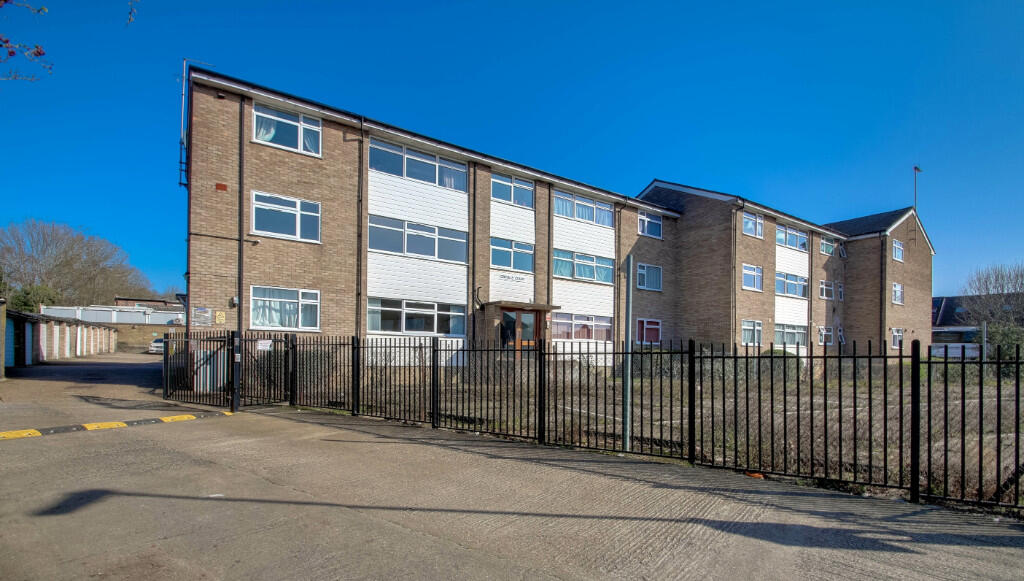 Main image of property: South Vale, Harrow, Middlesex, HA1