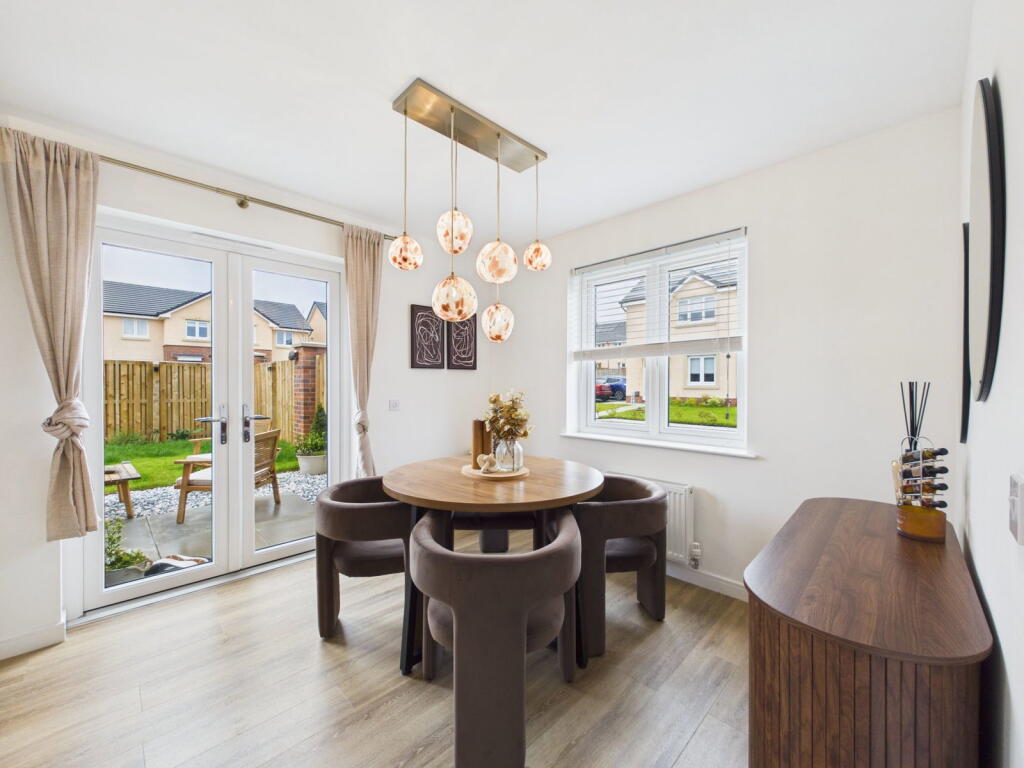 House in Ecclesmachan, West Lothian - More