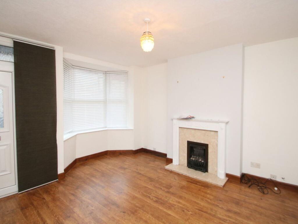 House in Nuneaton and Bedworth, Chilvers Coton - View 2