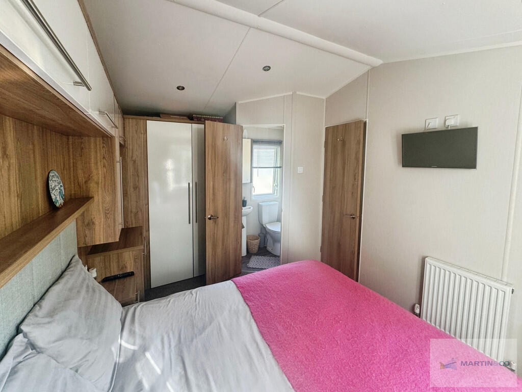 Quince, Oakdene Holiday Park photo 3