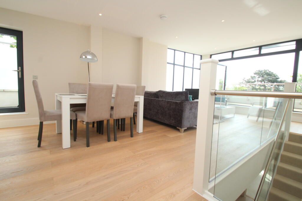 Apartment in London, New Beckenham - View 3