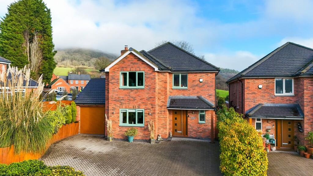 4-bed detached on Worcester Road, Great Witley, WR6, £550,000