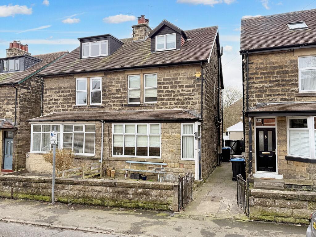 4-bed semi-detached on Hambleton Grove, Knaresborough, £350,000