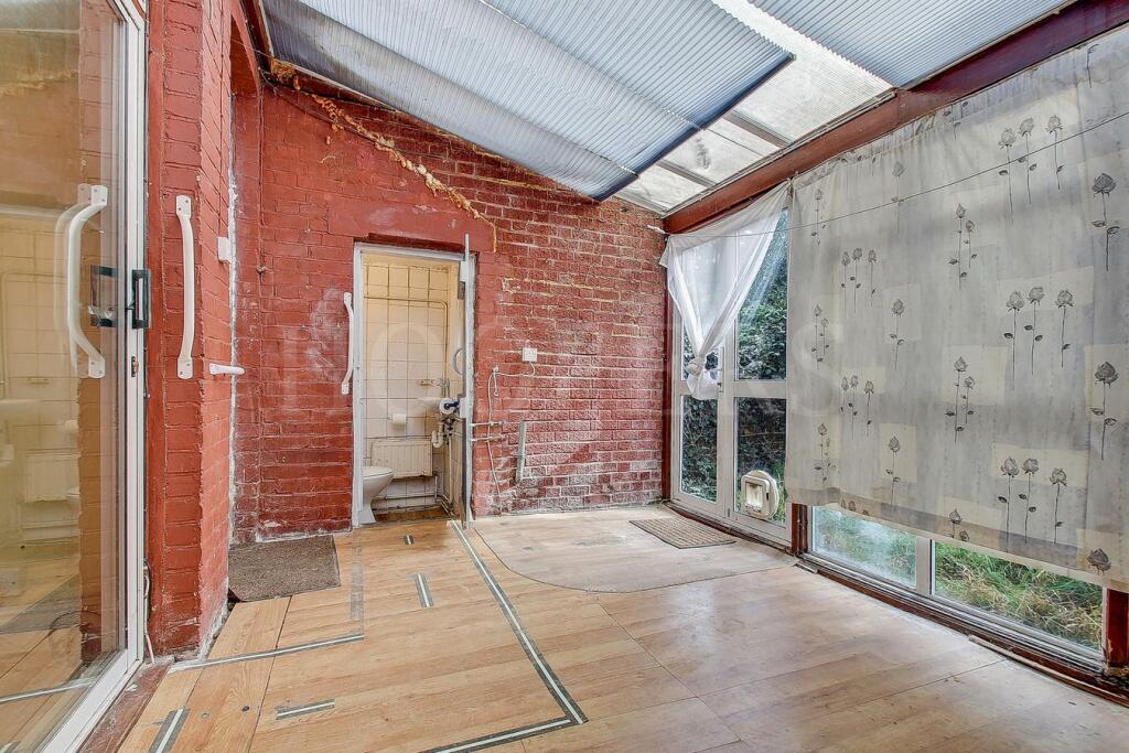 House in London, Dudden Hill, Dollis Hill - More