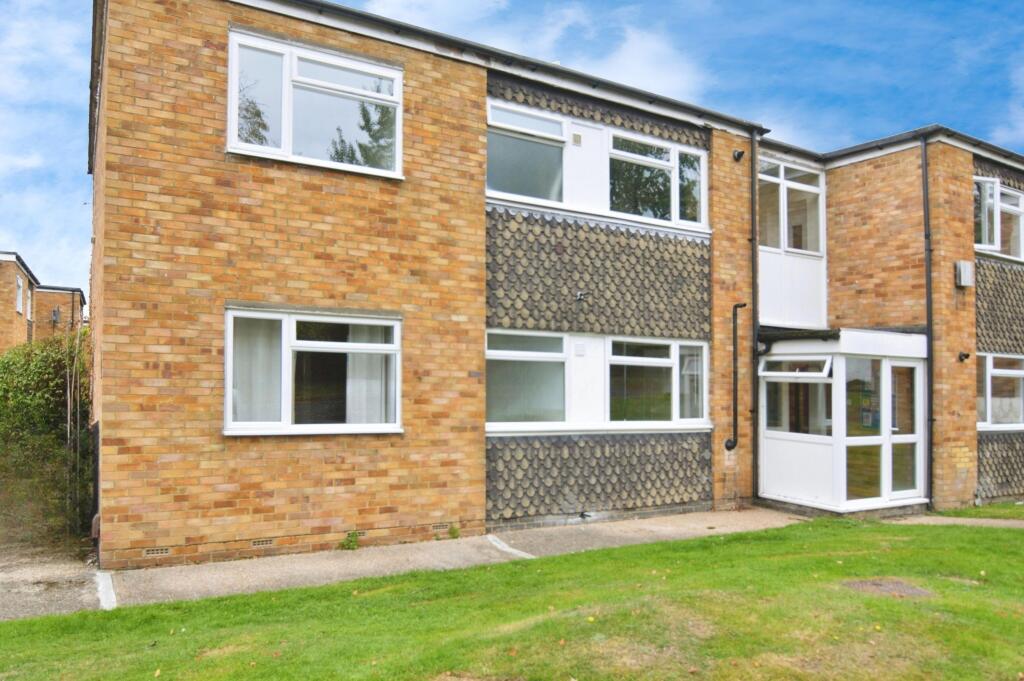 Main image of property: Cressex Close, Binfield, RG42