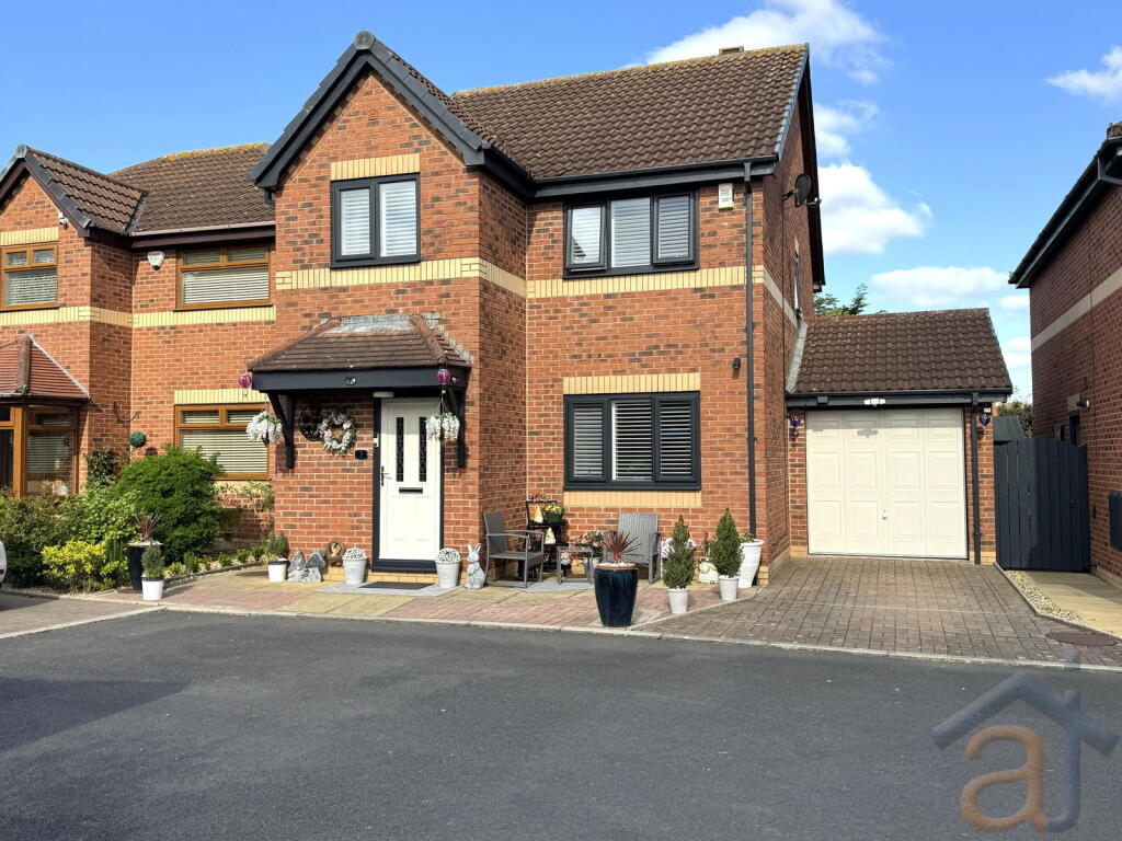 Main image of property: Neales Fold, Southport, PR9 8HW