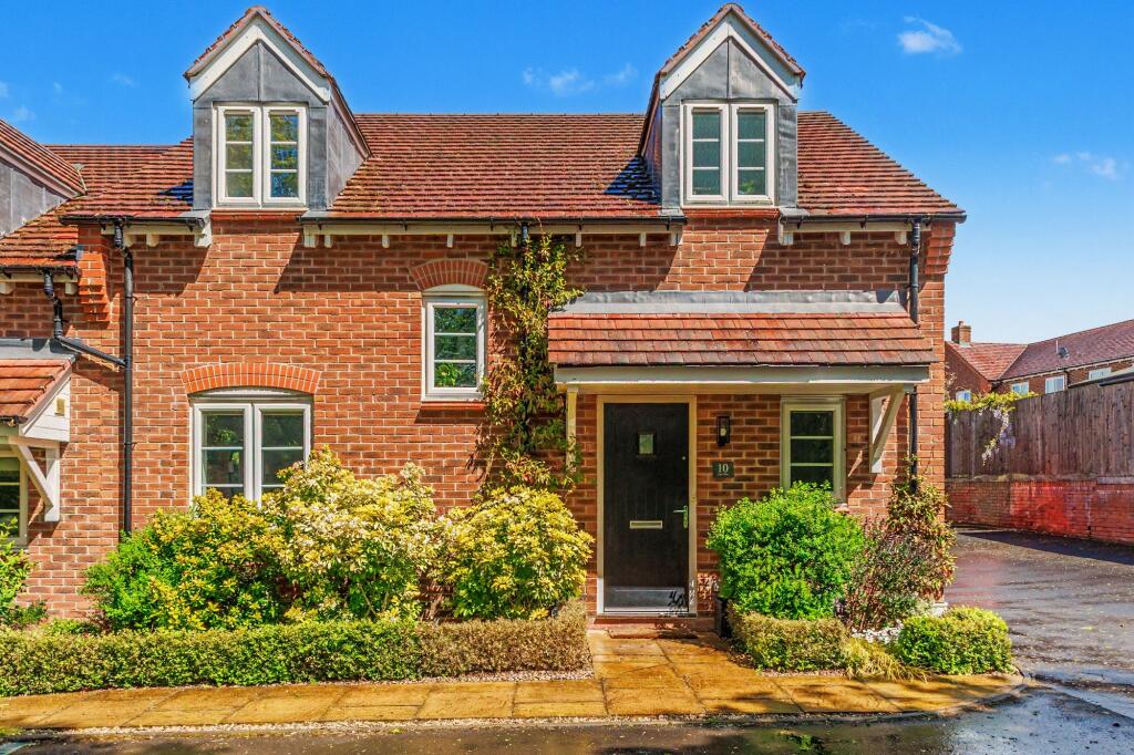 Main image of property: Carr Close, Shipston-On-Stour, CV36