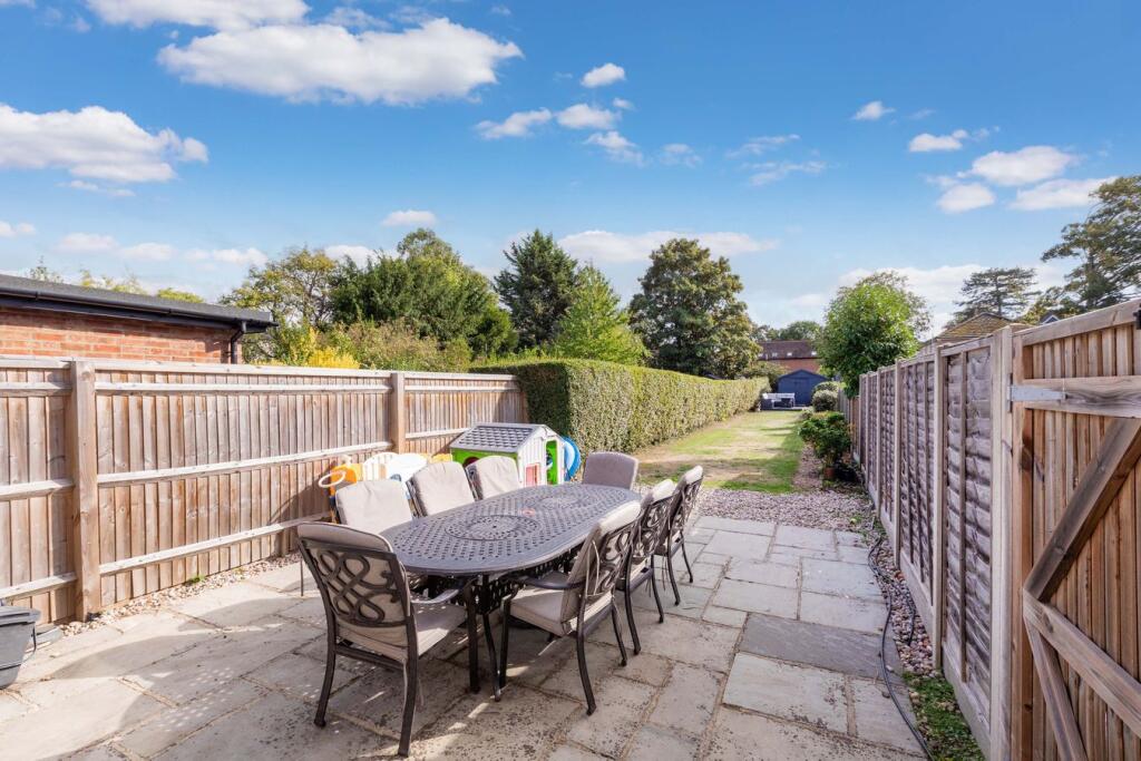 House in Slough, Windsor and Maidenhead - More