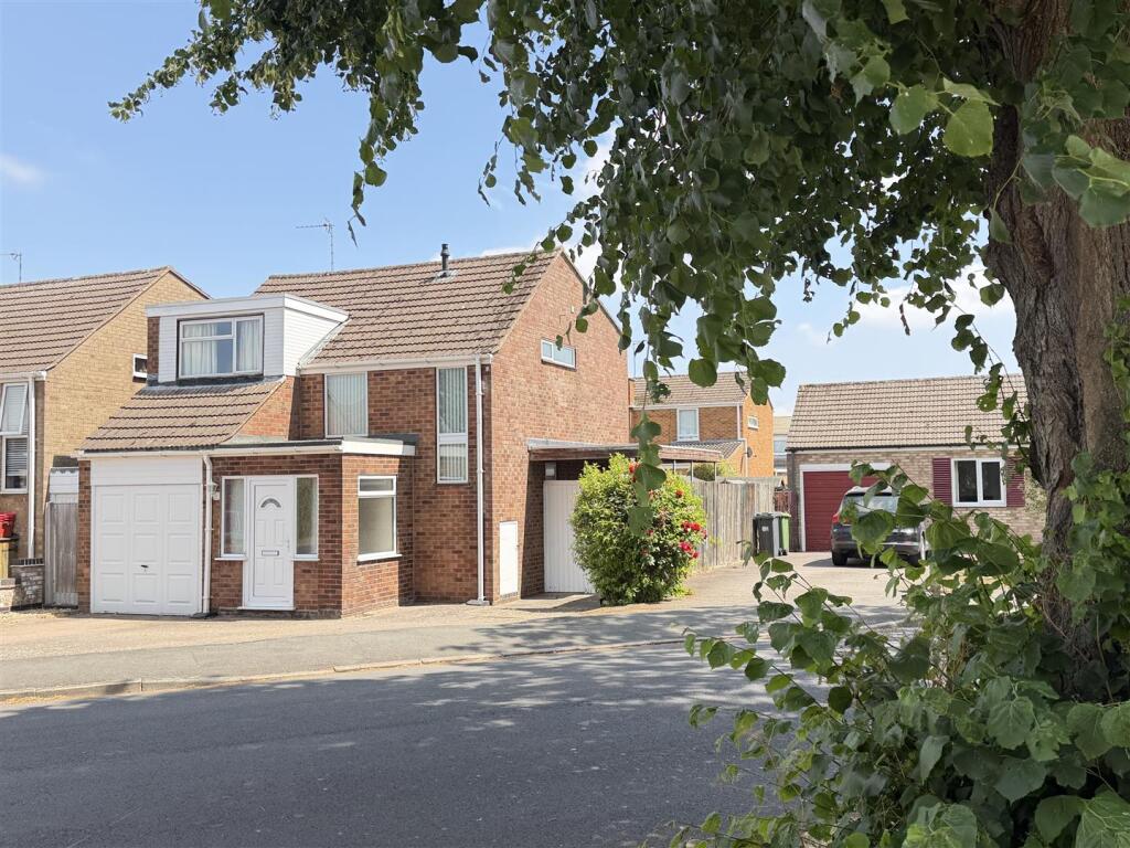 Main image of property: Arras Boulevard, Hampton Magna, Warwick