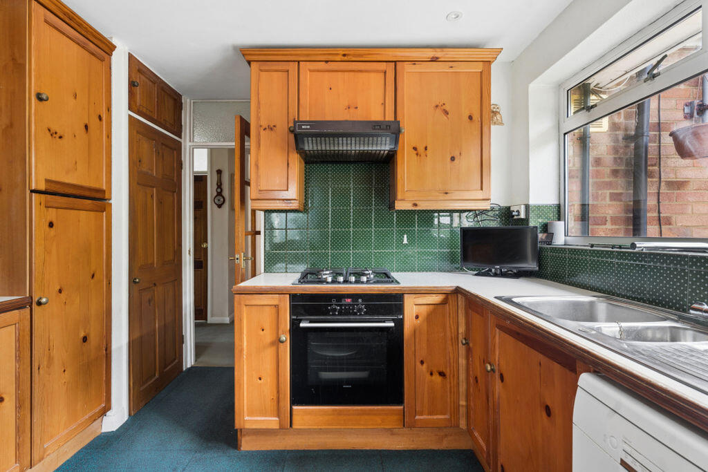 House in Hemel Hempstead - More