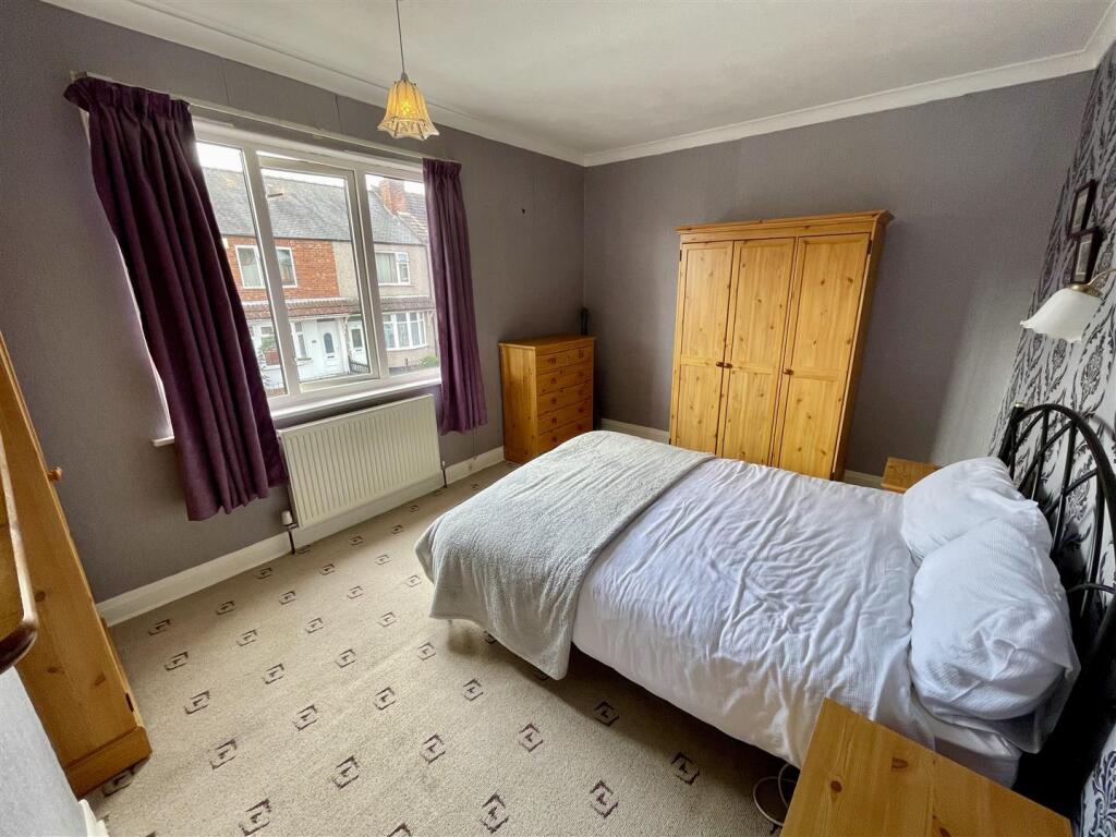 House in Darlington - More