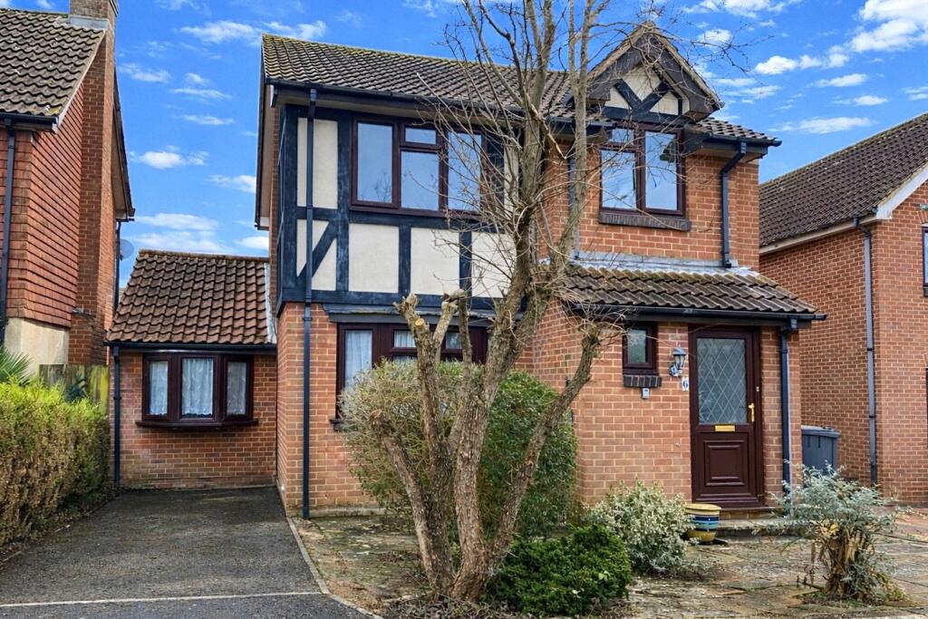 Main image of property: Beuzeville Avenue, Hailsham, East Sussex, BN27