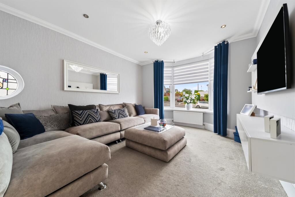 House in Rutherglen, Bankhead - View 3