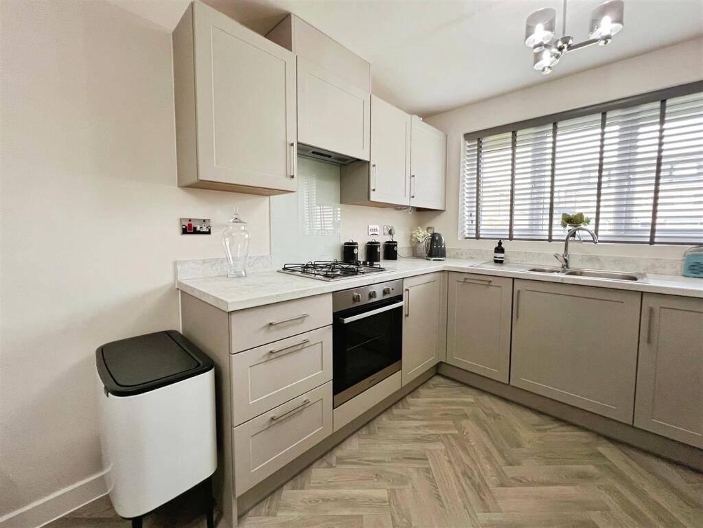 Mill Stock Way, Bradford, BD2 3GJ photo 5