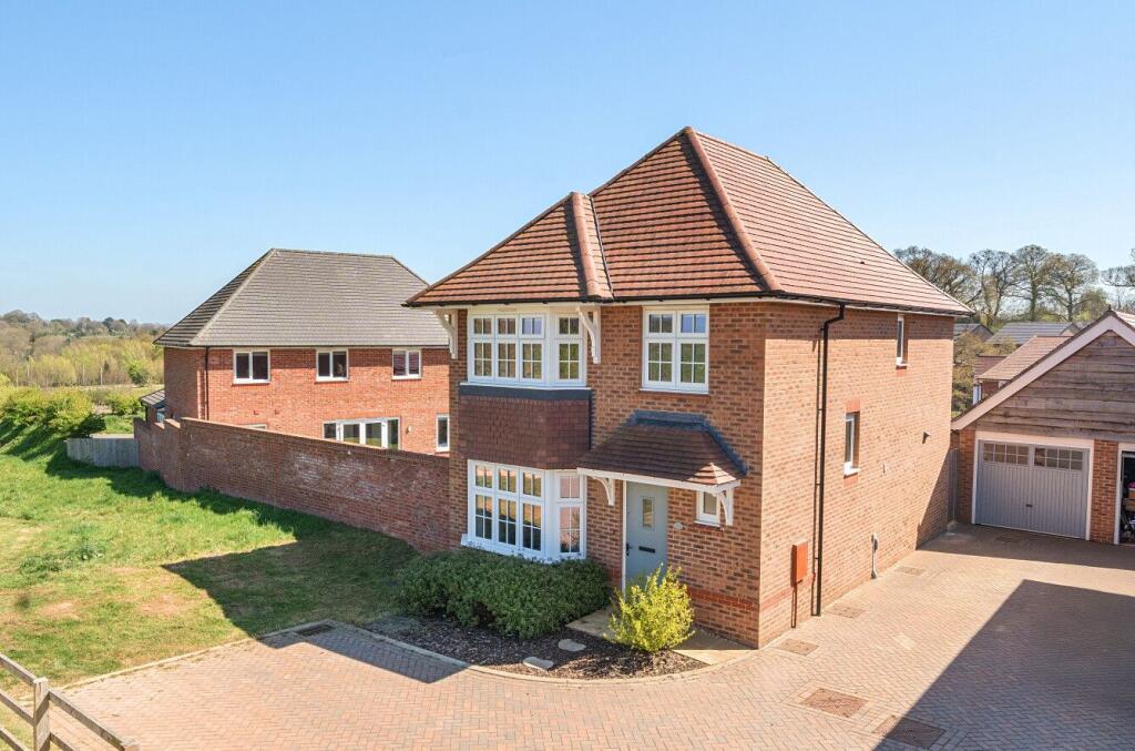 Main image of property: Ferguson Rise, Exeter, EX1 3GT