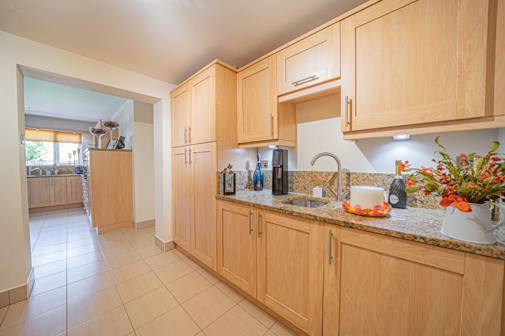 House in Solihull, Dorridge - View 5
