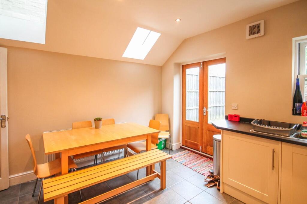 House in Cambridge, Petersfield - View 3