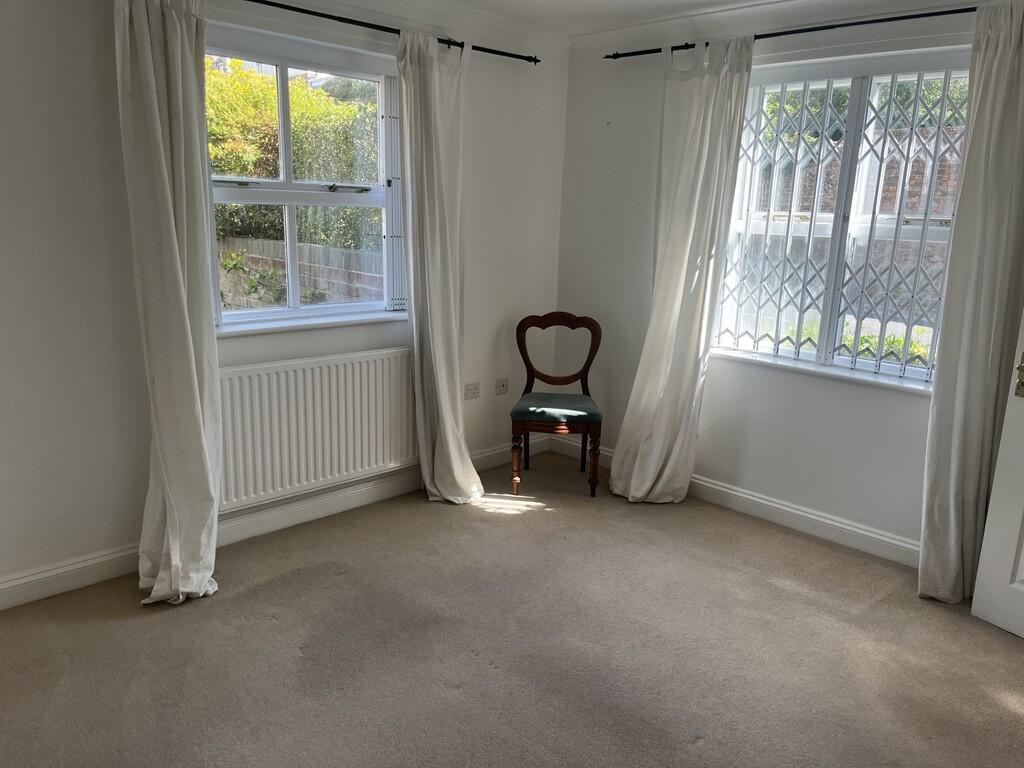 Apartment in Hungerford, Eddington - View 6