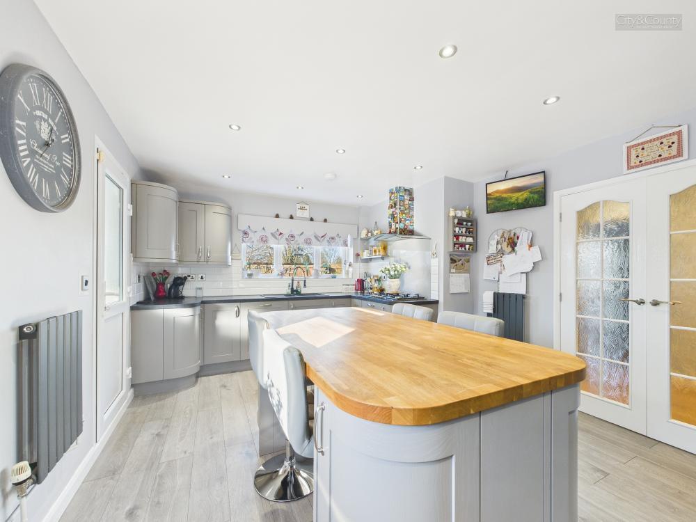 Marlowe Grove, Walton, Peterborough photo 3
