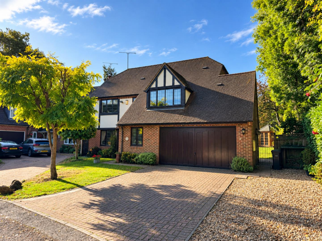 Main image of property: Heather Close, Sonning Common
