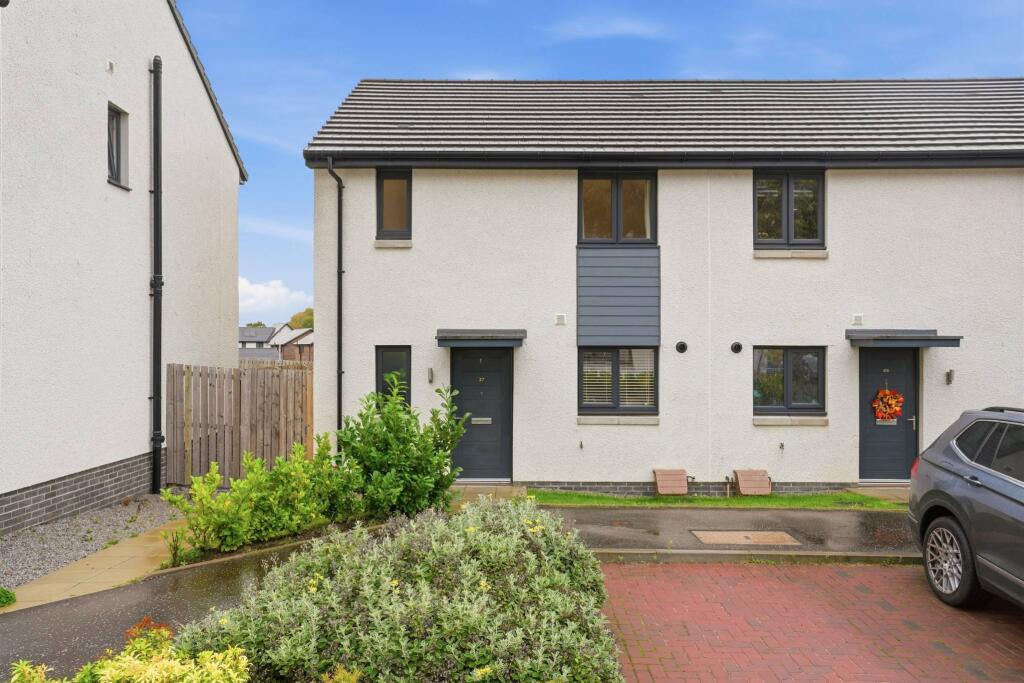 Main image of property: 27 Foxhall Gait, Kirkliston, EH29 9GT
