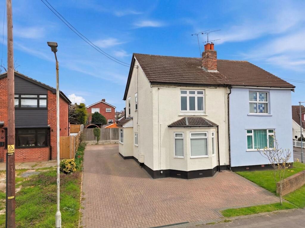 Main image of property: Mountnessing Road, Billericay, CM12