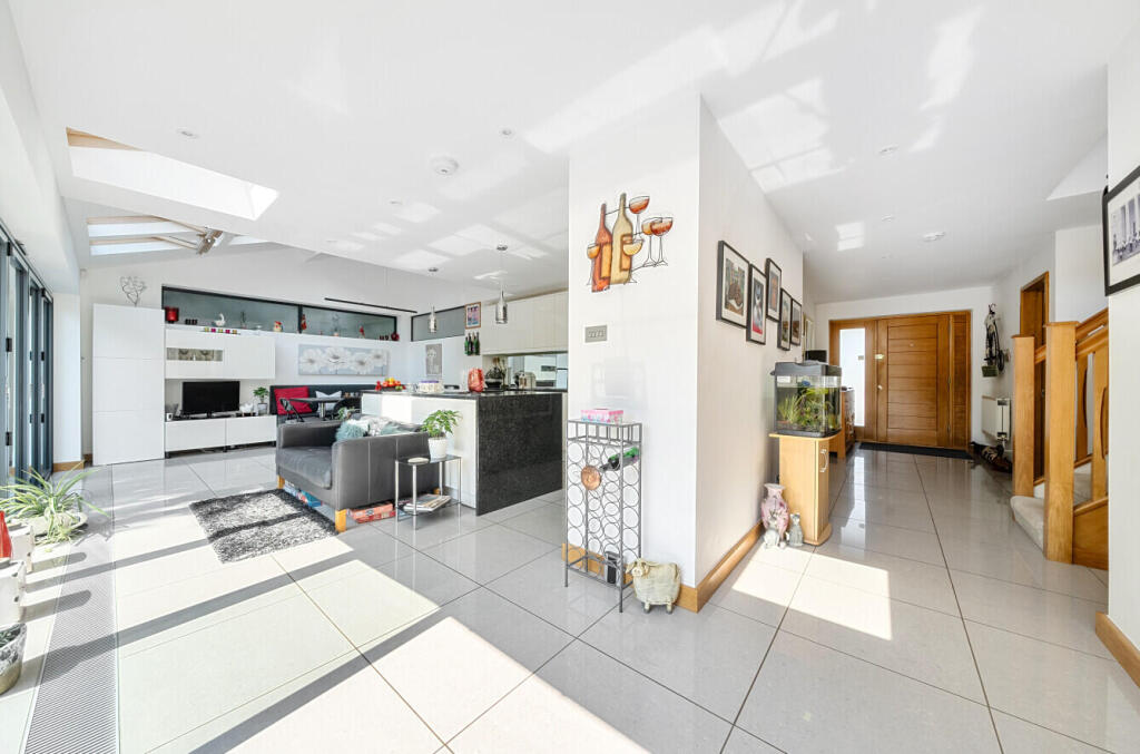 House in Tonbridge - View 5