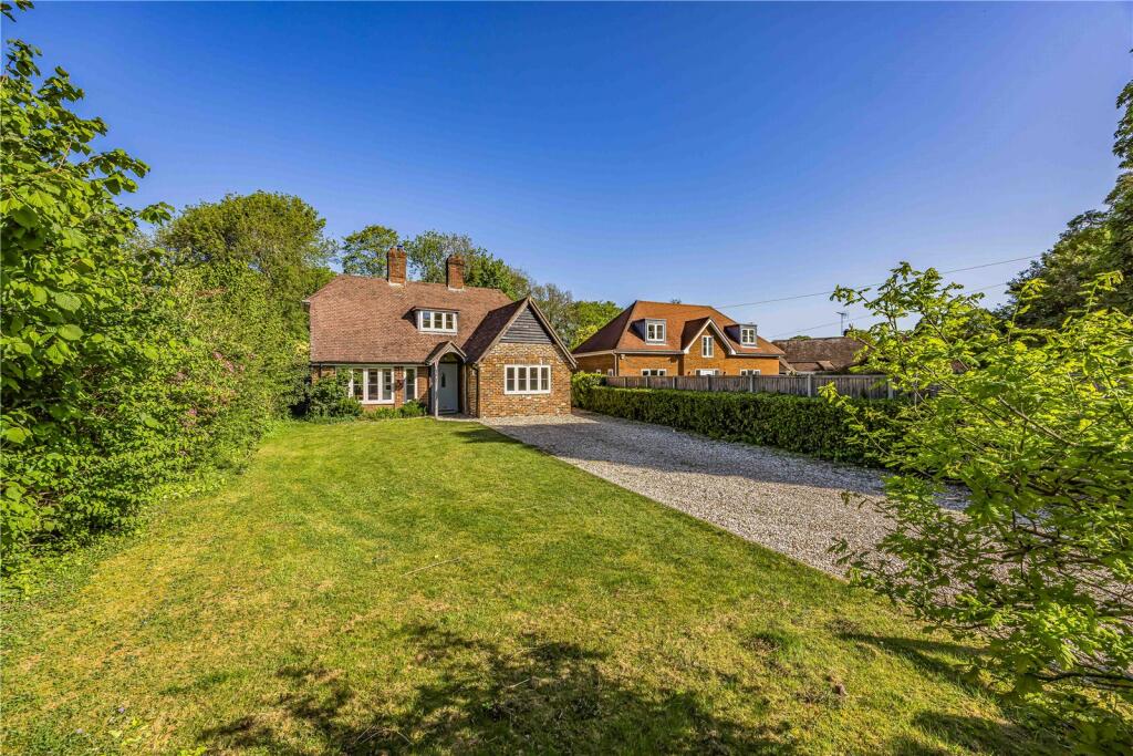 Main image of property: The Drive, Summersdale, Chichester, West Sussex, PO19