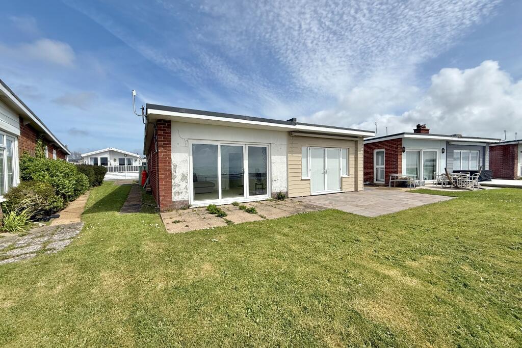 Main image of property: Solent Breezes, Warsash