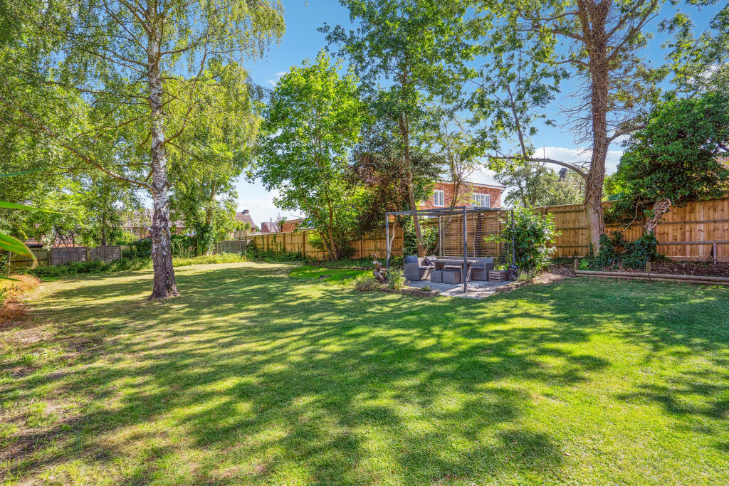 Main image of property: Candlemas Lane, Beaconsfield, HP9