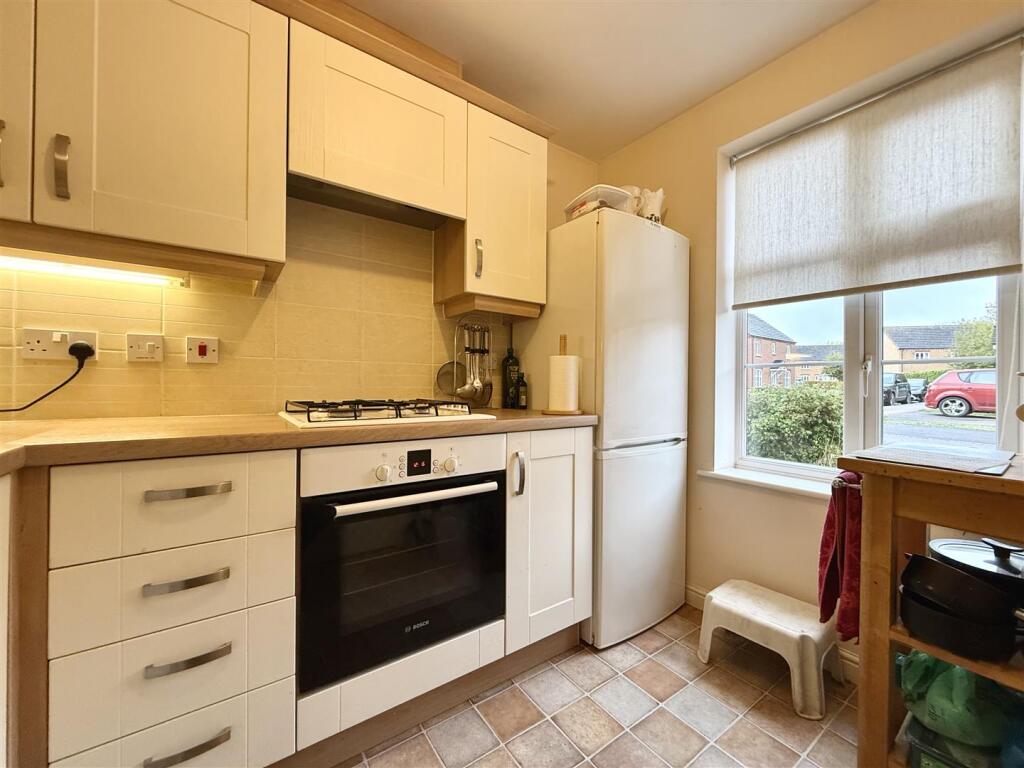 Darwin Crescent, Loughborough photo 4