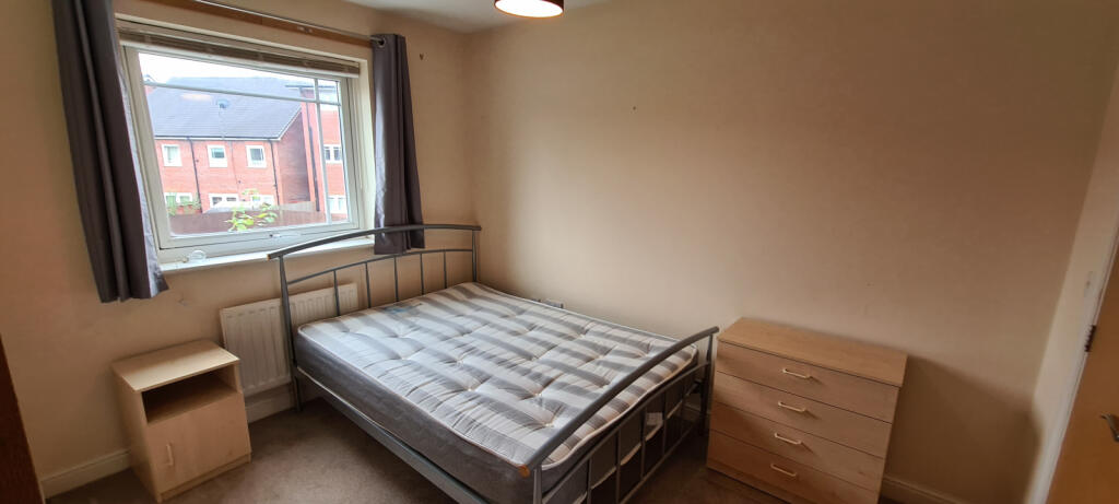 3 bedroom semi-detached house for rent