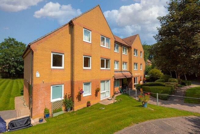 Main image of property: Badgers Court, 4-5 The Grove, Epsom, KT17