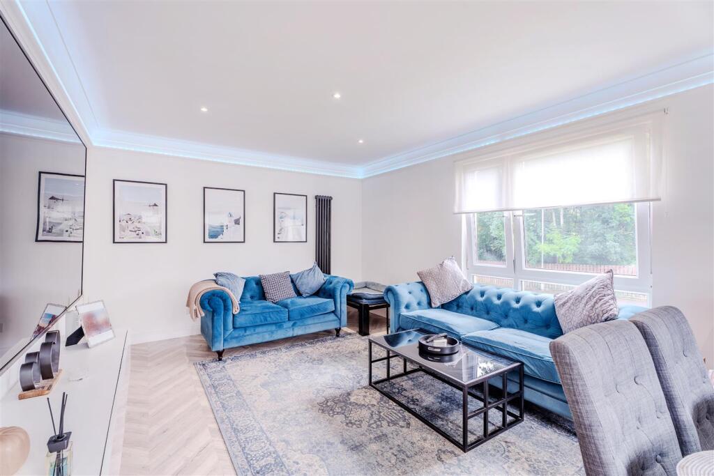 Apartment in Motherwell, North Lanarkshire - View 5