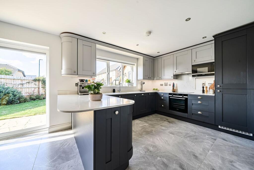 House in Clifton, Central Bedfordshire - View 3