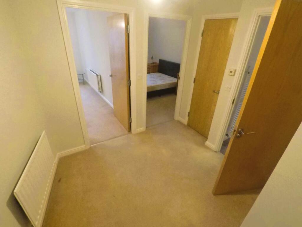 Apartment in Welwyn Hatfield, Hatfield Business Park, Hatfield - View 4
